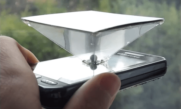 diy-smartphone-hologram-display-1