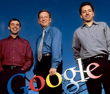 Geçen gün Google belirli gün ve haftalarda değiştirdiği ana sayfasındaki logo yerine bir oyun koydu. Yıllar önce oynadığım dobişko diye bildiğimiz aslında Pac-Man uluslararası ismi olan bir oyundu. Gelin olan bitene bir bakalım. Google denen devin çarklarını kavrayalım. Her gün gözümüzün önünde olan bir düğmenin sırrını çözelim. Google PacMan | İyi de Neden Jeton Attık?