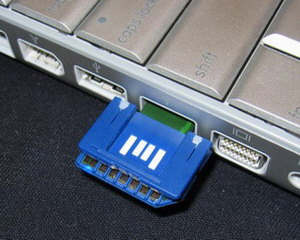 sandisk2 fotoğraf sandisk2 Hem USB Flash Memory hem SD Memory