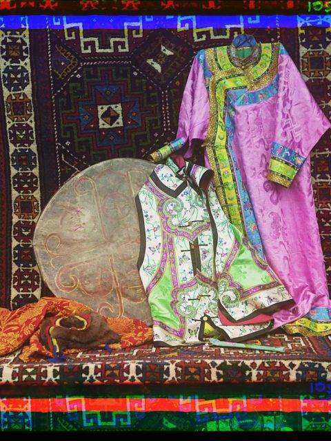 clothing-display-loc_9628196515_o