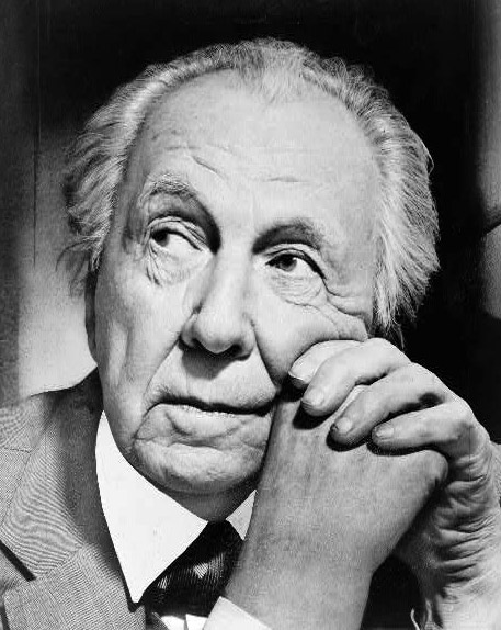 Frank Lloyd Wright, ünlü bir mimar 8 Haziran'da doğmuş. "Organik Yapı" kavramı üzerine çalışmaları olan ve resimde gördüğümüz şelale evi (running water) tasarlayan kişi. Frank Lloyd Wright | Büyük Mimar